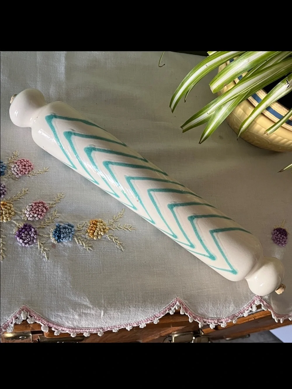 Anthropologie Ceramic Rolling Pin Aqua Chevron Water Fill 13” Discontinued Baker